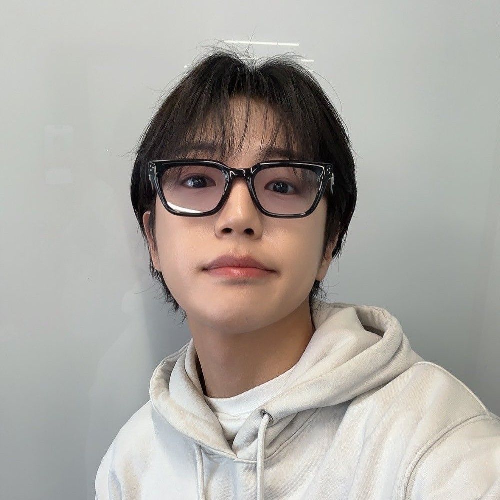 동훈 (A.C.E) 최근 활동샷