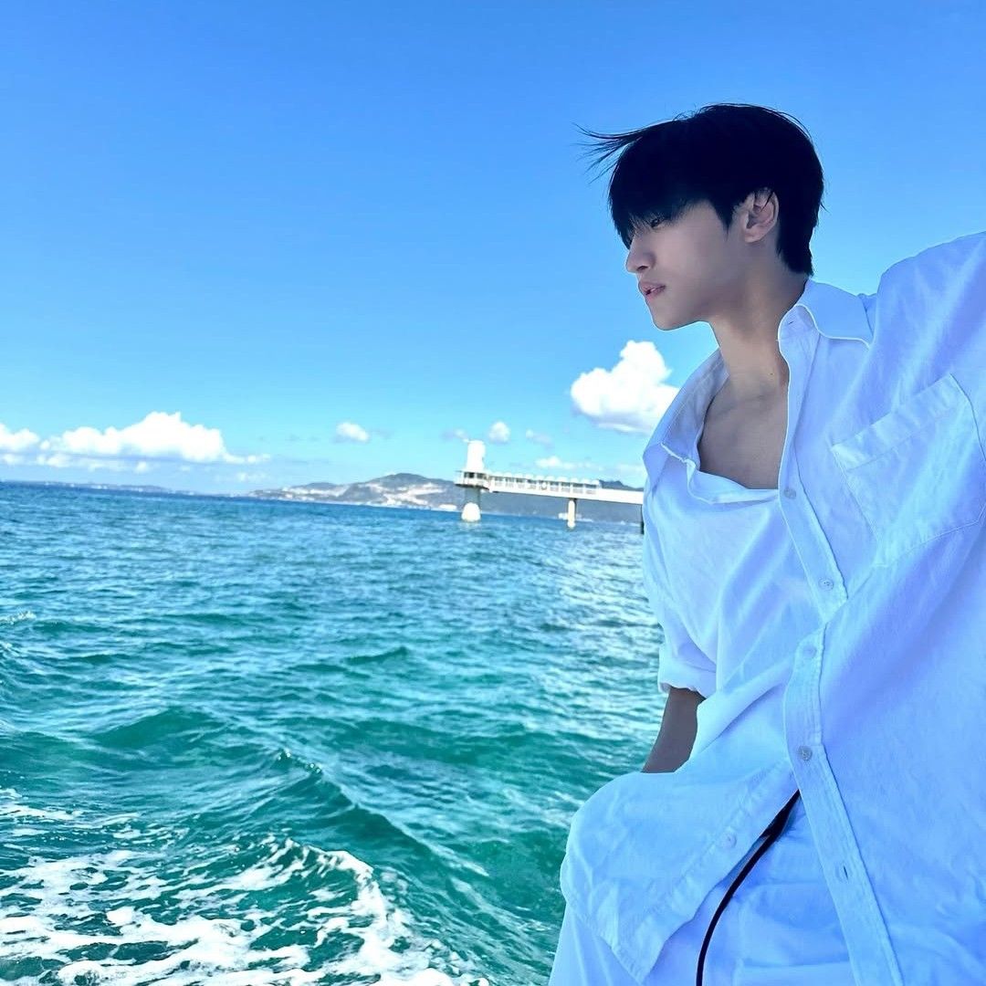 Recent activity shot of Seonghwa (ATEEZ)