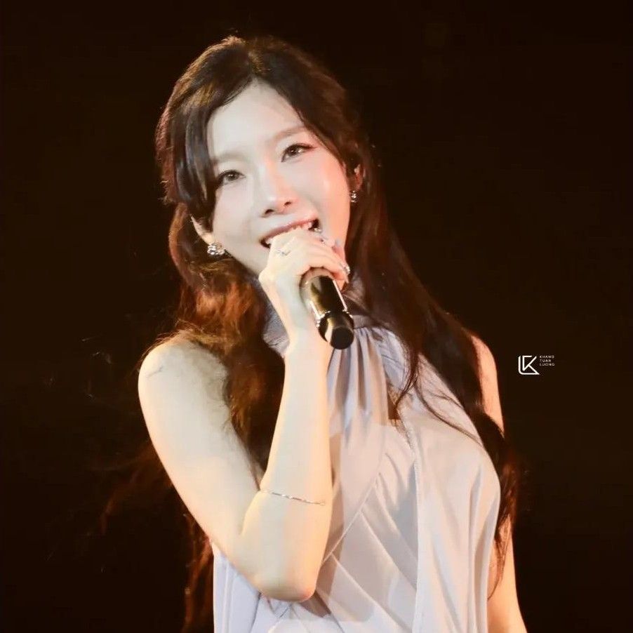 Latest photo of Taeyeon (Girls' Generation)
