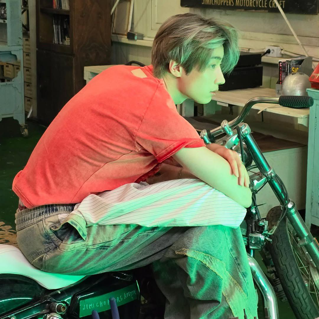Recent activity shot of Han Seungwoo