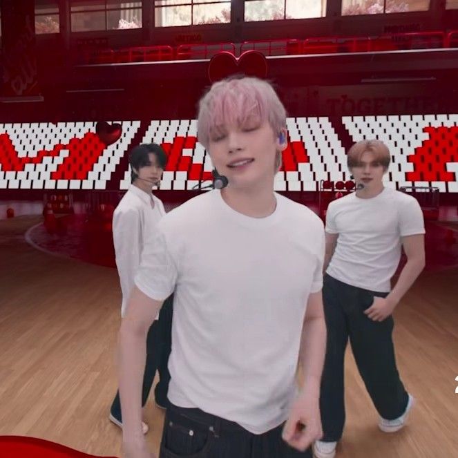 Latest photo of TOMORROW X TOGETHER