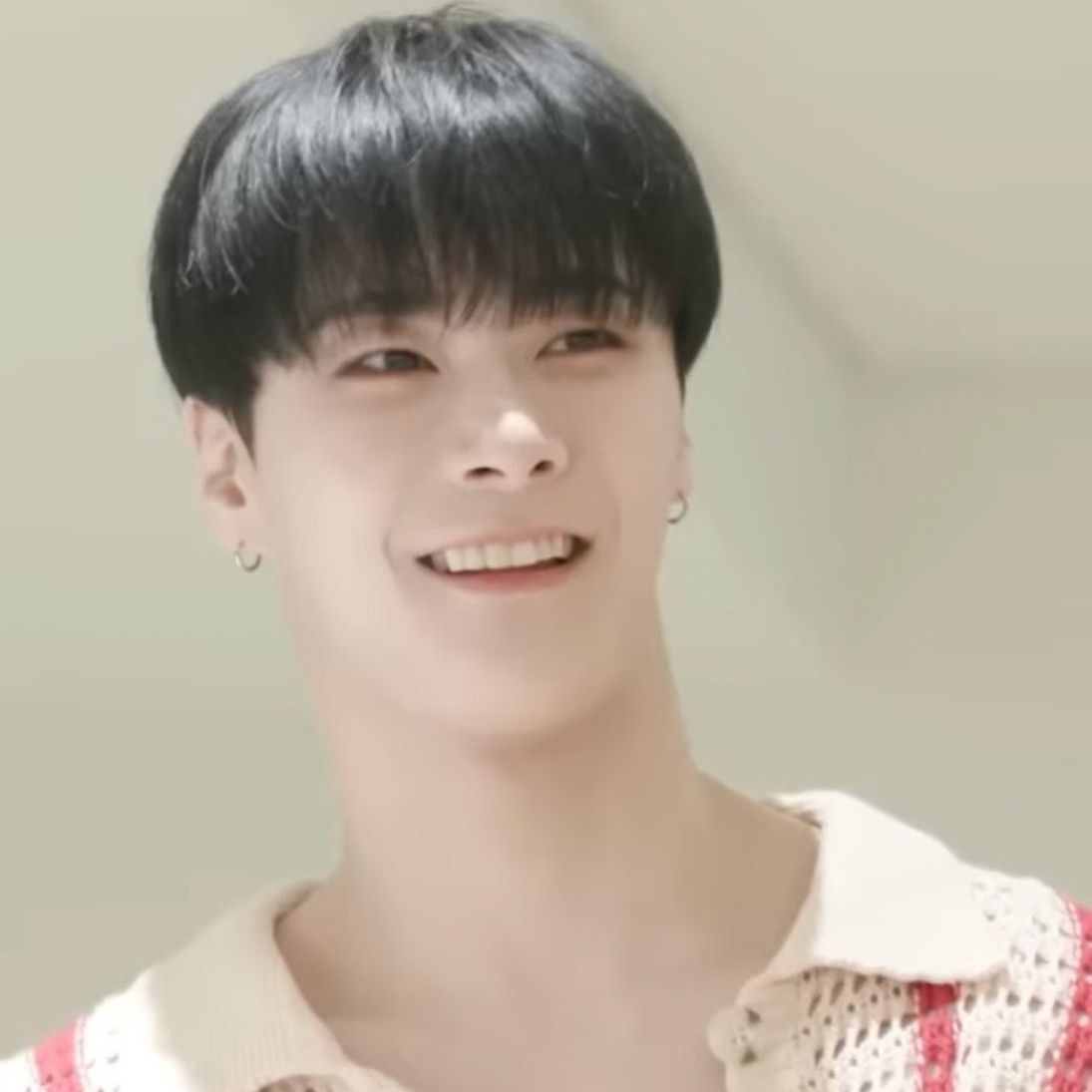 Behind-the-scenes cut of Moonbin (ASTRO)