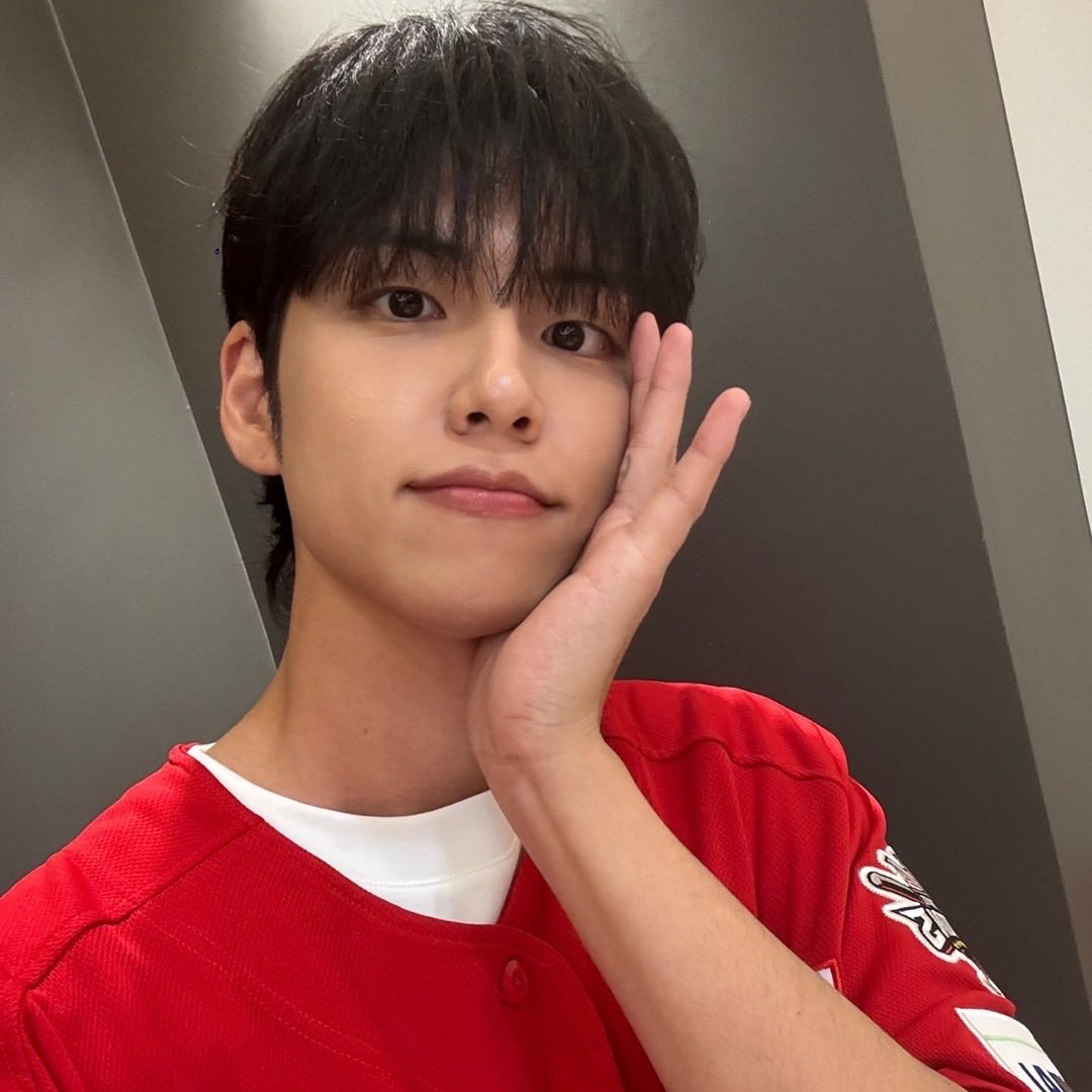 A moment captured by Wonpil (DAY6)'s fan