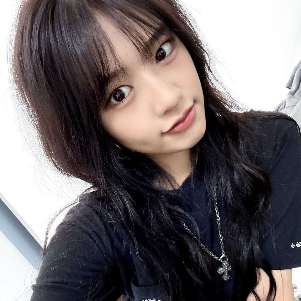 안유진 (IVE)의 비하인드 컷
