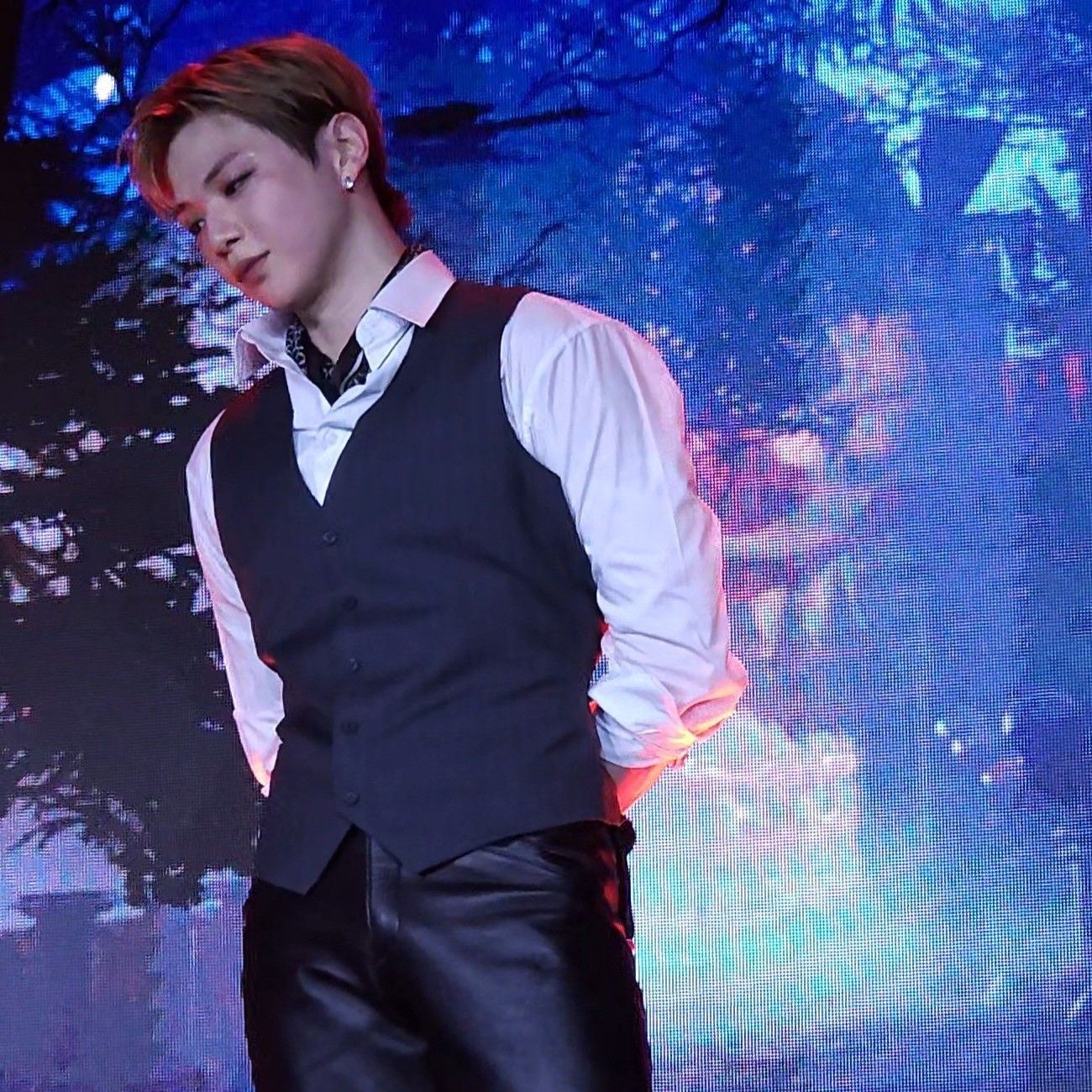 Latest photo of Kang Daniel