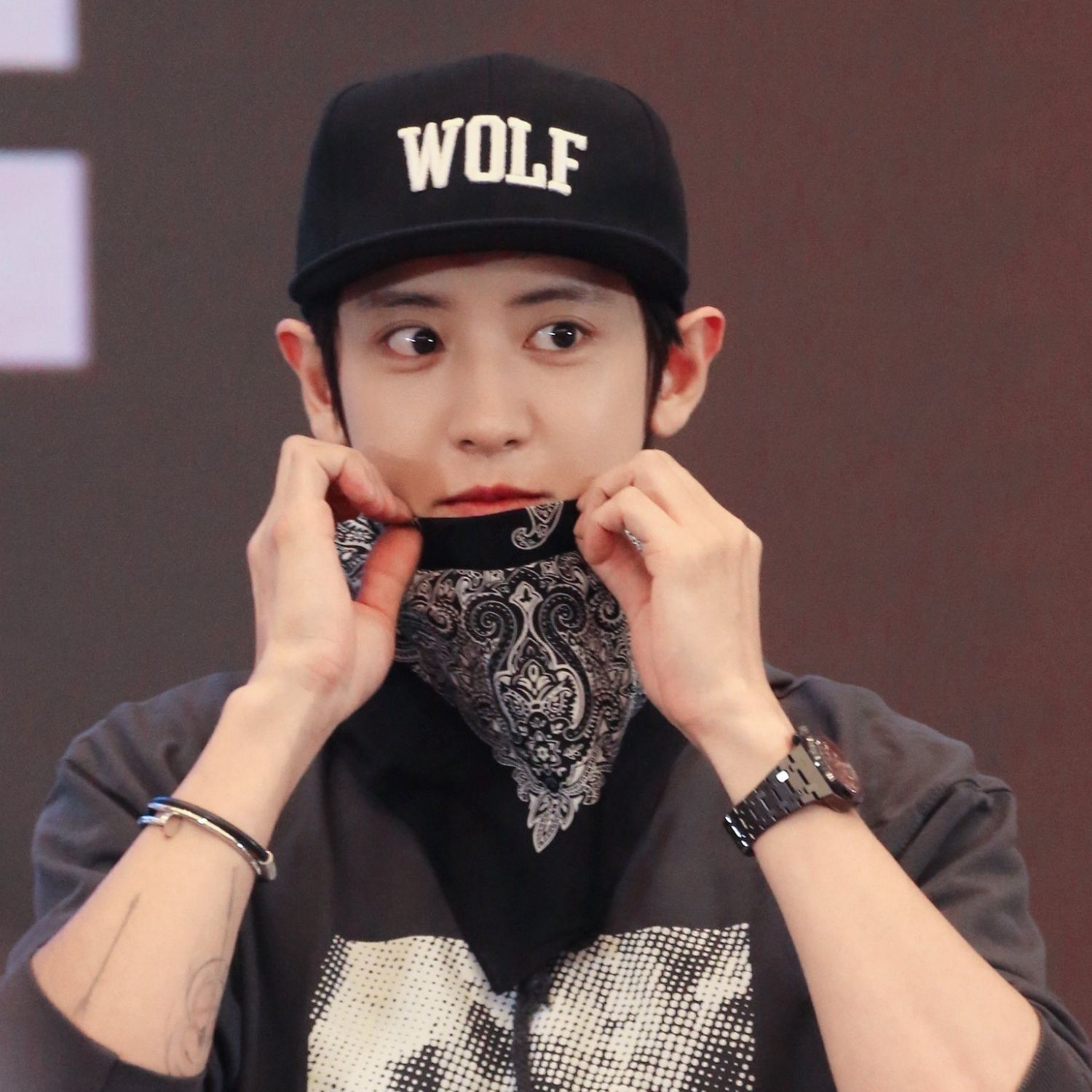 Behind-the-scenes cut of Chanyeol (EXO)