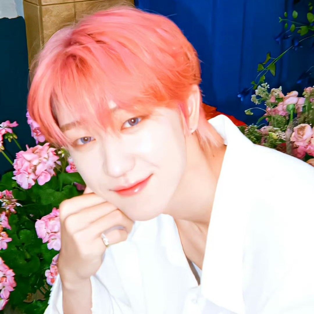 Behind-the-scenes cut of The 8 (SEVENTEEN)