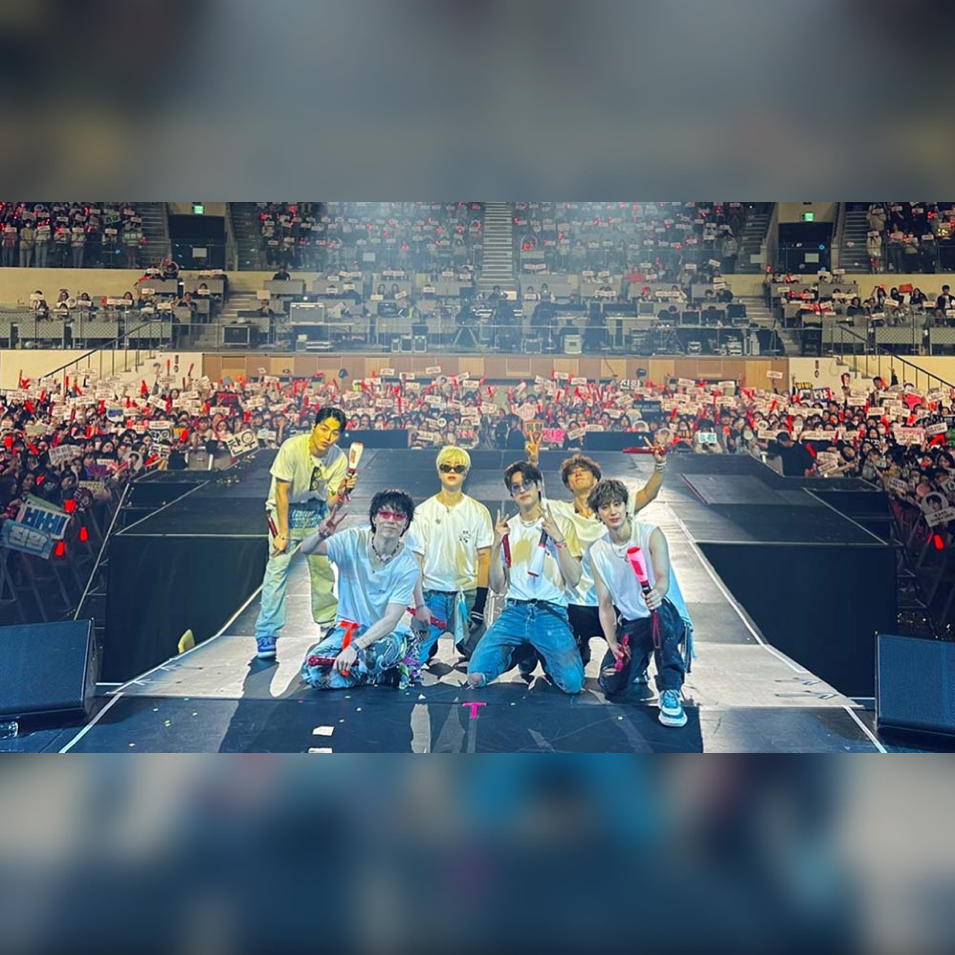 iKONの舞台裏ショット