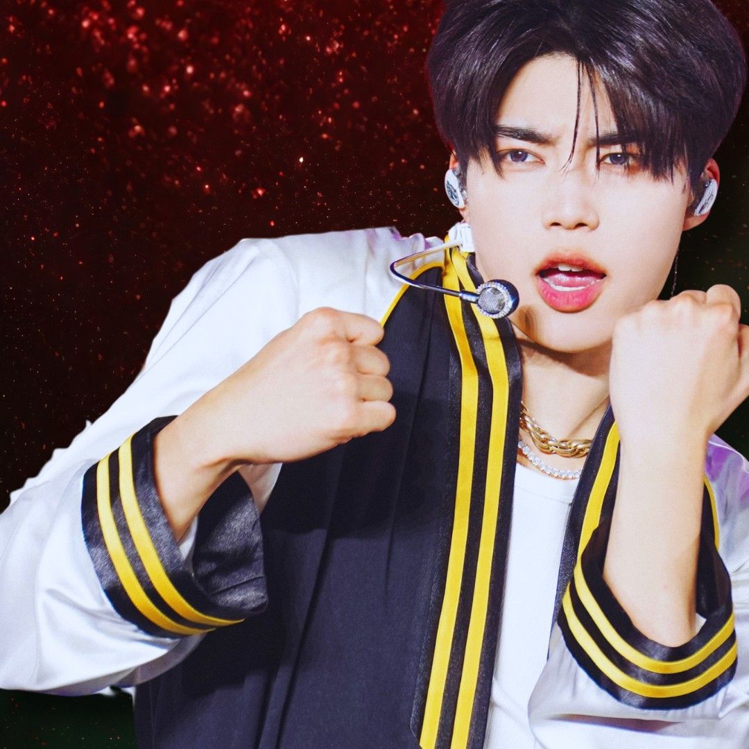 Behind-the-scenes cut of Park Gunwook (ZEROBASEONE)