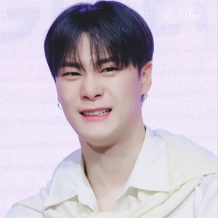 Latest photo of Moonbin (ASTRO)