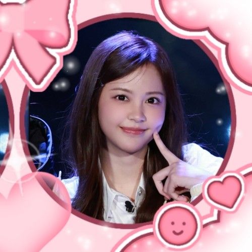 Behind-the-scenes cut of Carmen (Hearts2Hearts)