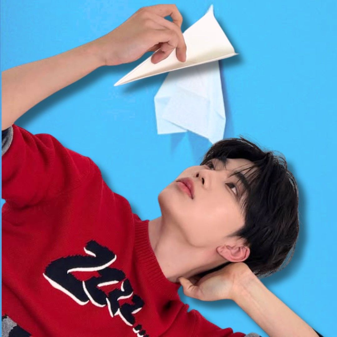 Behind-the-scenes cut of Park Gunwook (ZEROBASEONE)