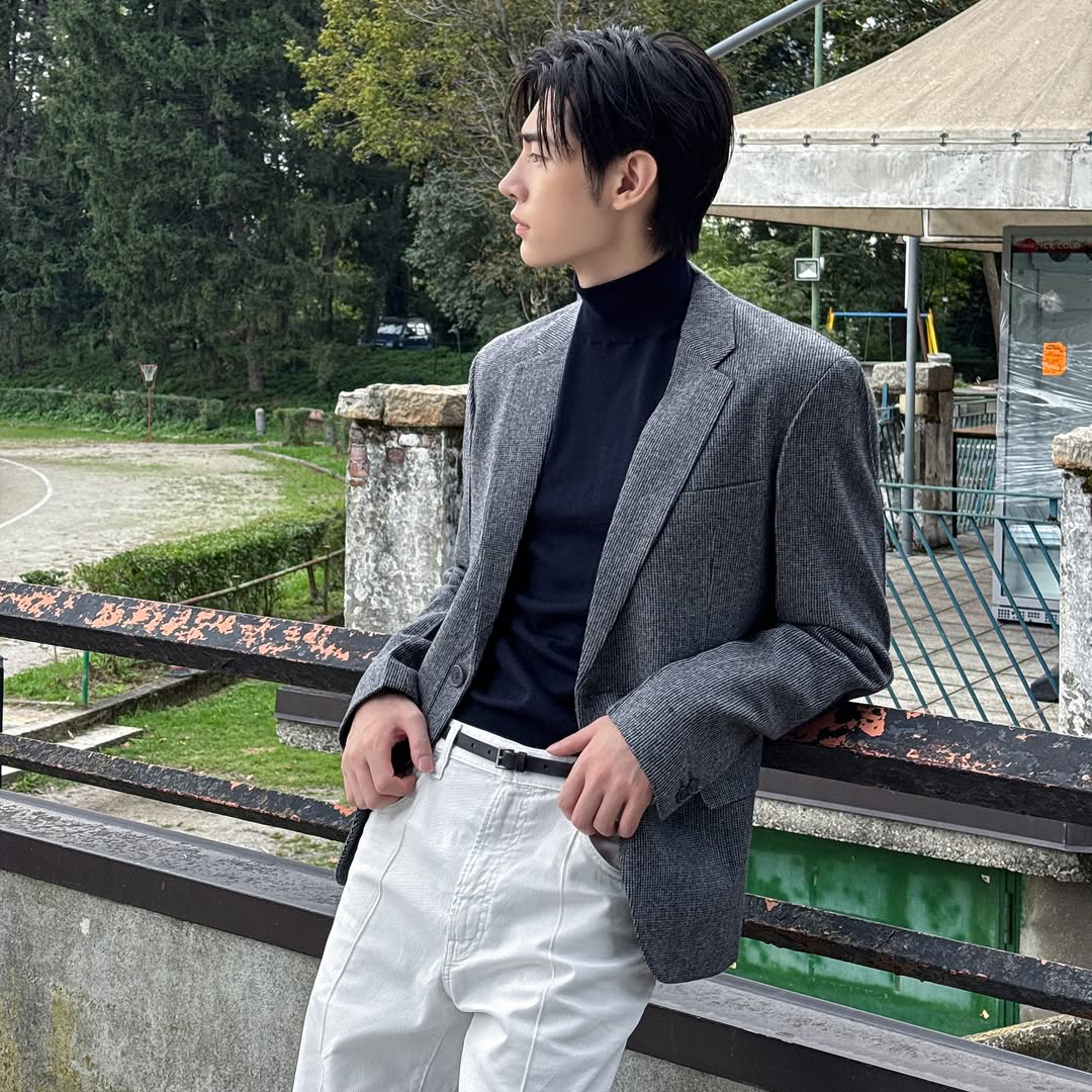 Foto terbaru Sunghoon (ENHYPEN)