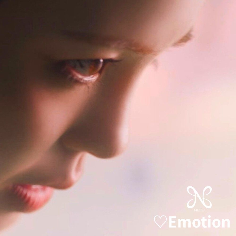 Mako (NiziU)的幕后花絮