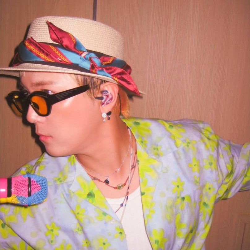 Recent activity shot of Lee Honggi (FTIsland)