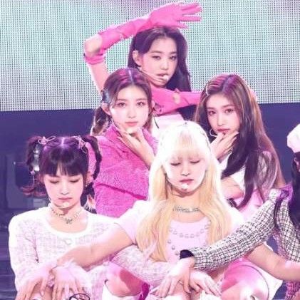 IVE的最新活动照片