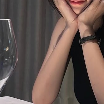 Behind-the-scenes cut of Kang Hyewon
