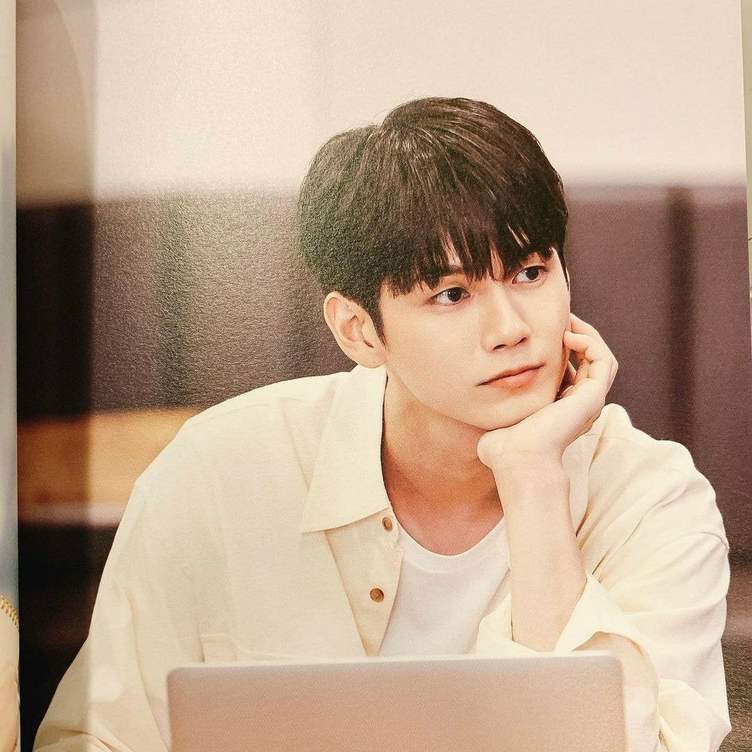 Recent activity shot of Ong Seongwu