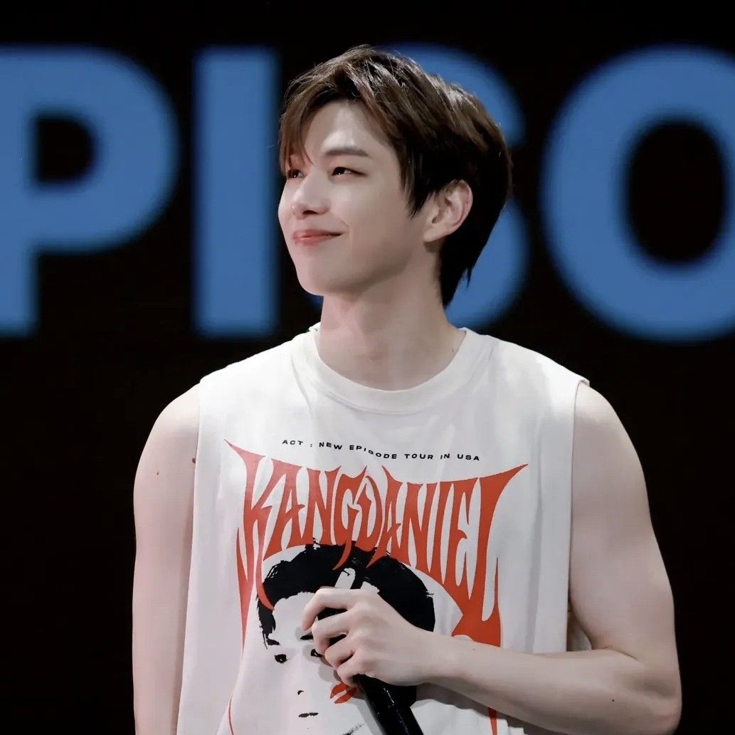 Behind-the-scenes cut of Kang Daniel