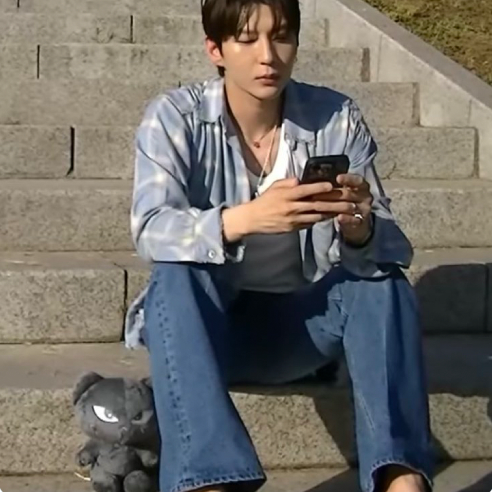 Feed komunitas K-pop terpanas hari ini