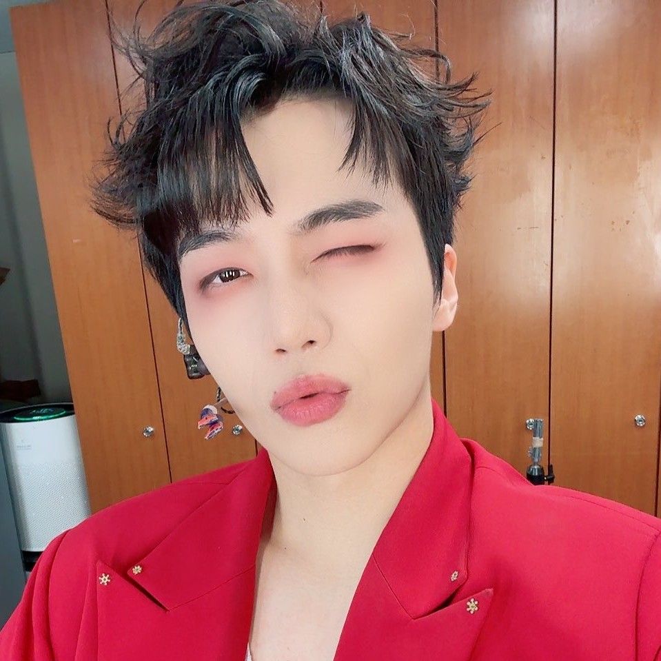 Potret di balik layar Jinho (PENTAGON)