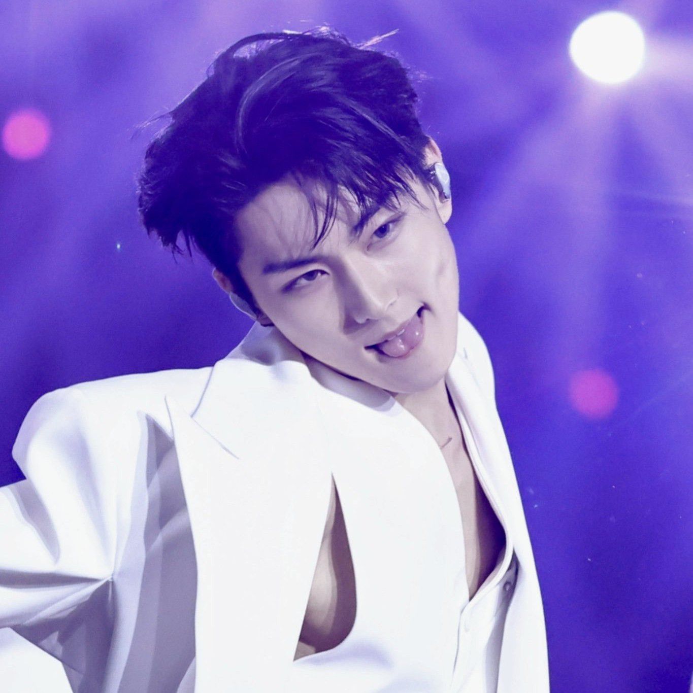 Recent activity shot of Jungwon (ENHYPEN)