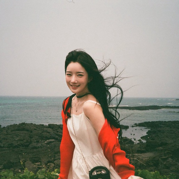 Potret di balik layar Kim Yooyeon (tripleS)