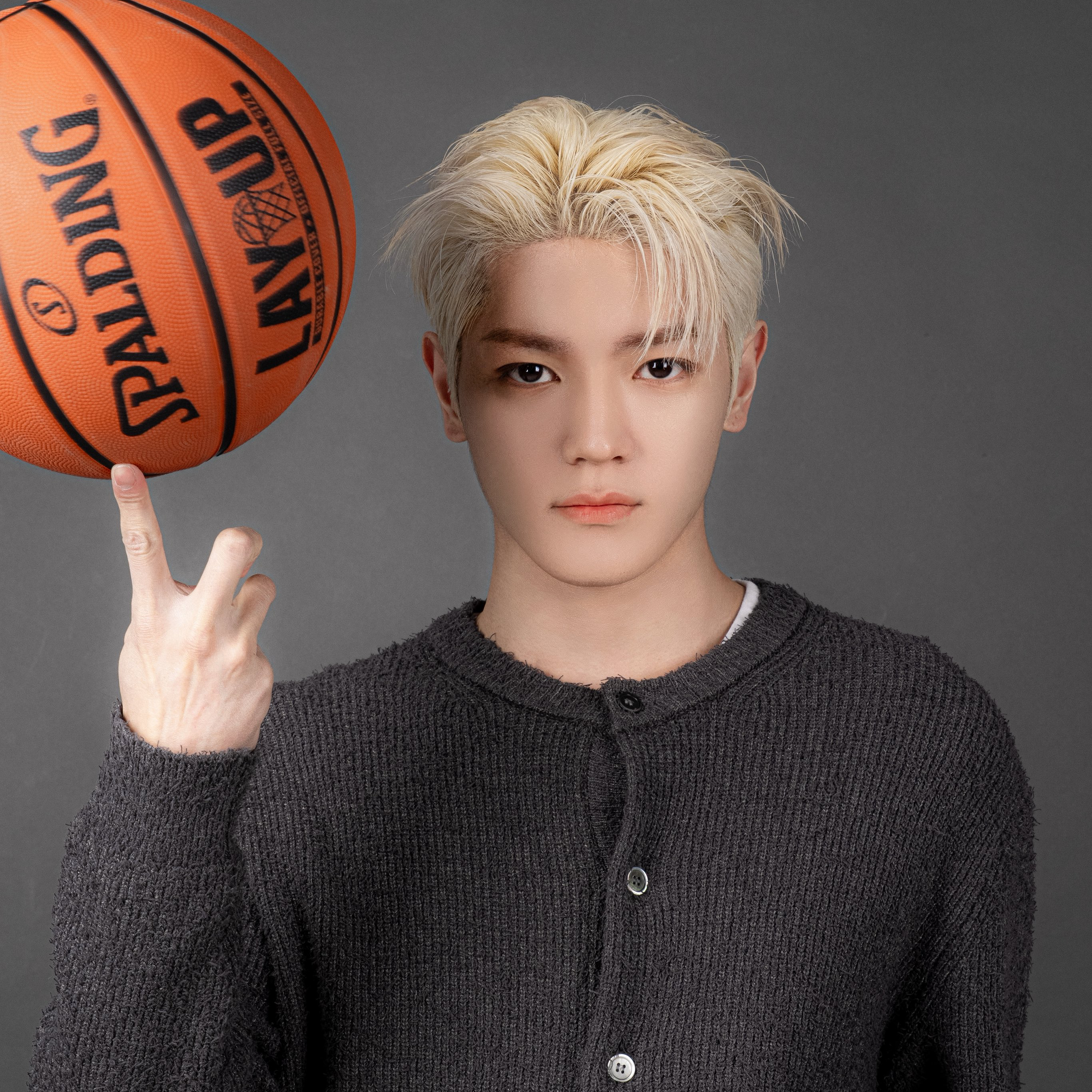 태용 (NCT 127)의 비하인드 컷