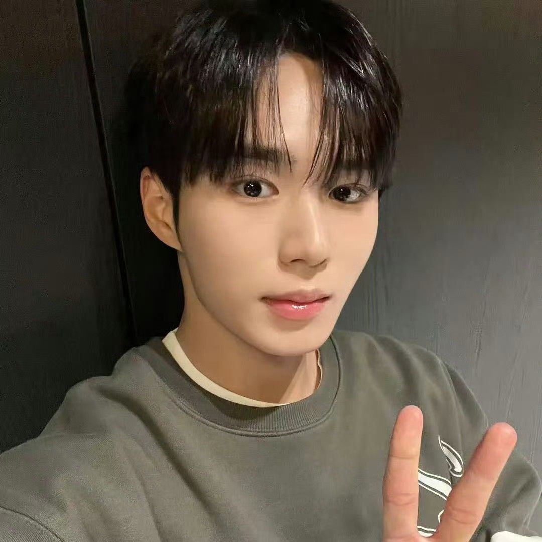 Latest photo of Kim Junseo (ALPHA DRIVE ONE)