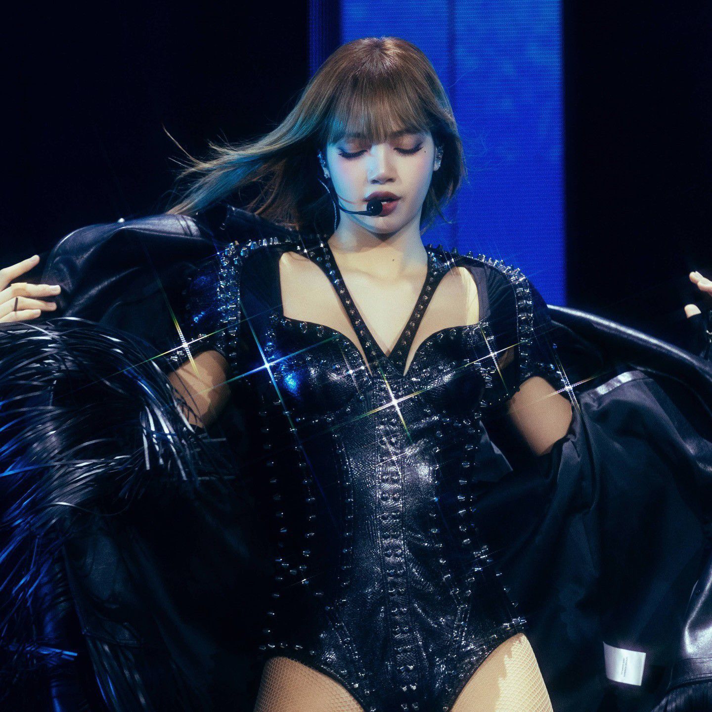 Lisa (BLACKPINK)的幕後花絮