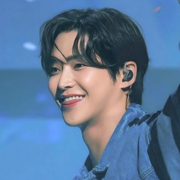 Latest photo of Rowoon