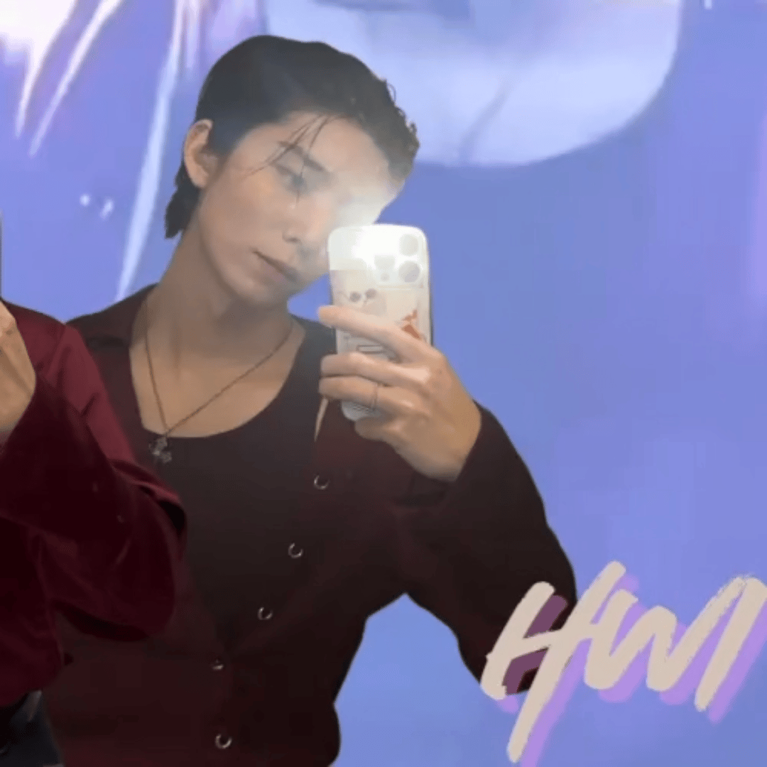 Latest photo of Hwiyoung (SF9)