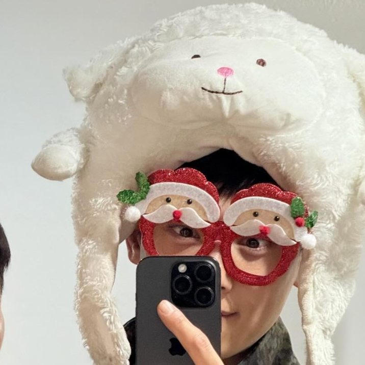 Behind-the-scenes cut of Eunwoo (ASTRO)