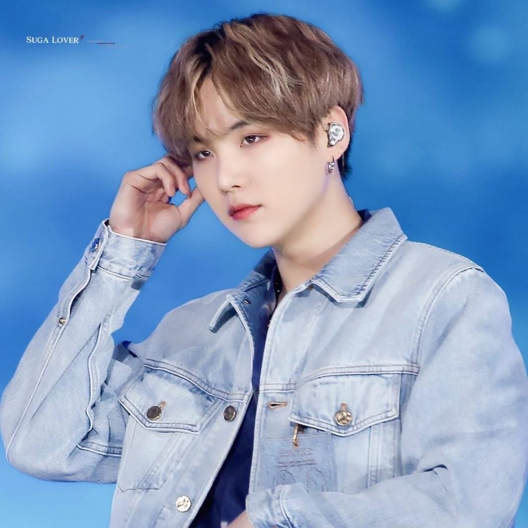 슈가 (방탄소년단)의 최신 사진
