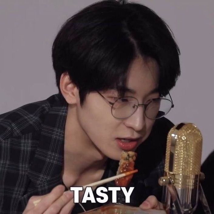 Behind-the-scenes cut of Wonwoo (SEVENTEEN)