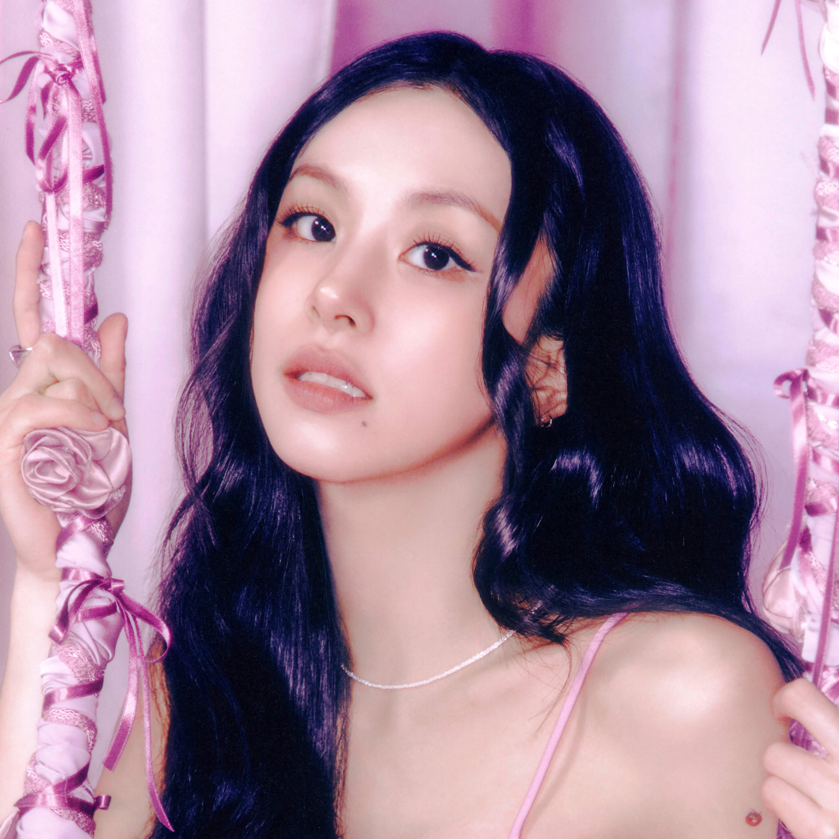 彩瑛 (TWICE)的最新照片