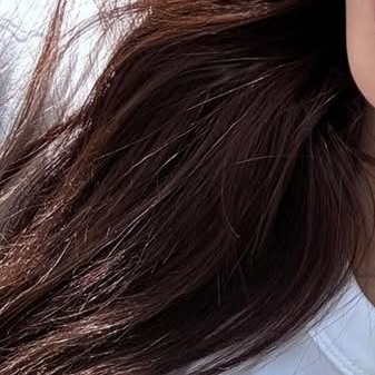 Behind-the-scenes cut of Kang Hyewon