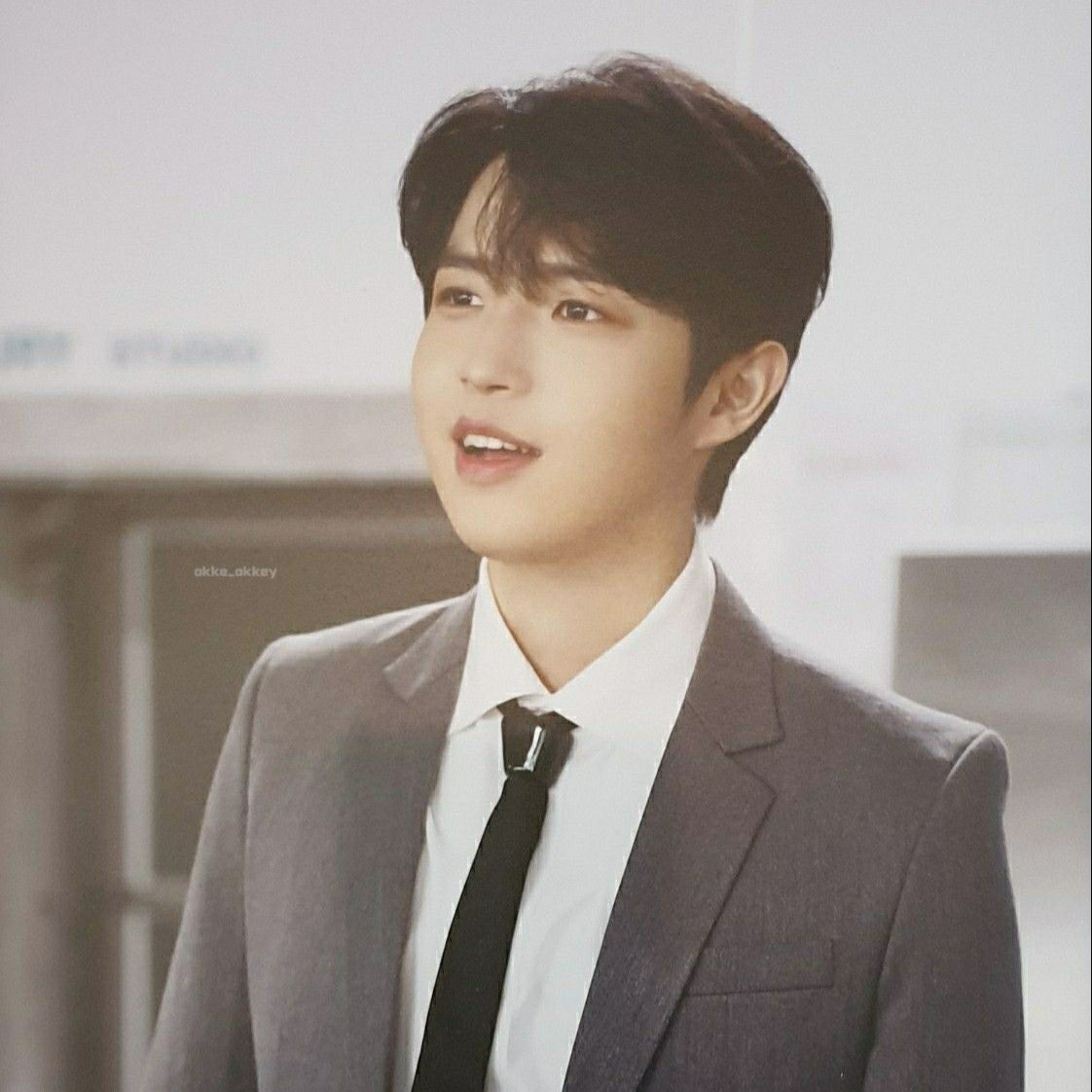 Behind-the-scenes cut of Kim Jaehwan