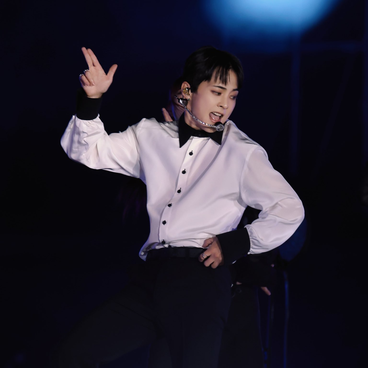 Behind-the-scenes cut of Xiumin (EXO)