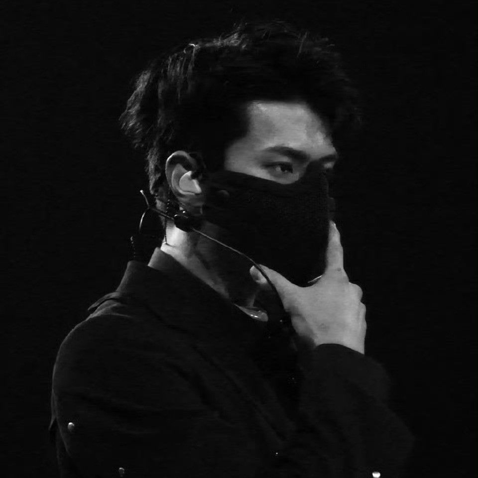 Recent activity shot of Sehun (EXO)