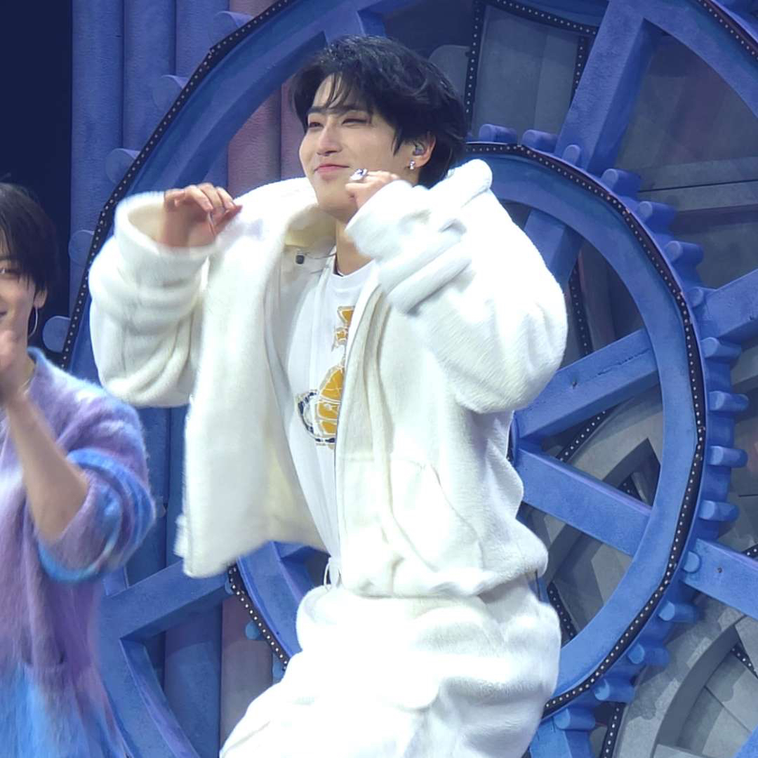 A moment captured by HAN (Stray Kids)'s fan