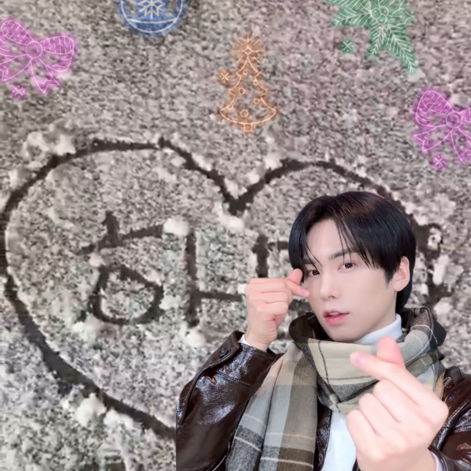 Foto aktivitas terbaru Rocky