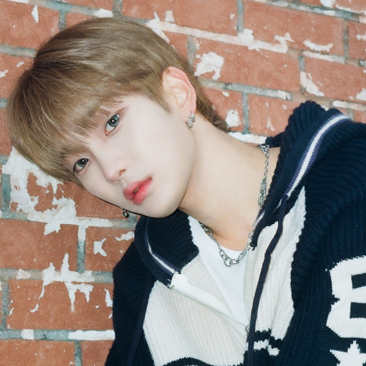 峻赫 (n.SSign)的最新活动照片