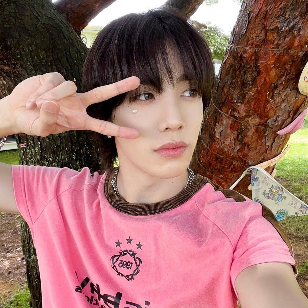 Recent activity shot of KAZUTA (n.SSign)