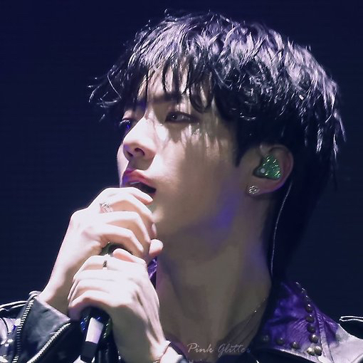 Potret di balik layar Jin (BTS)