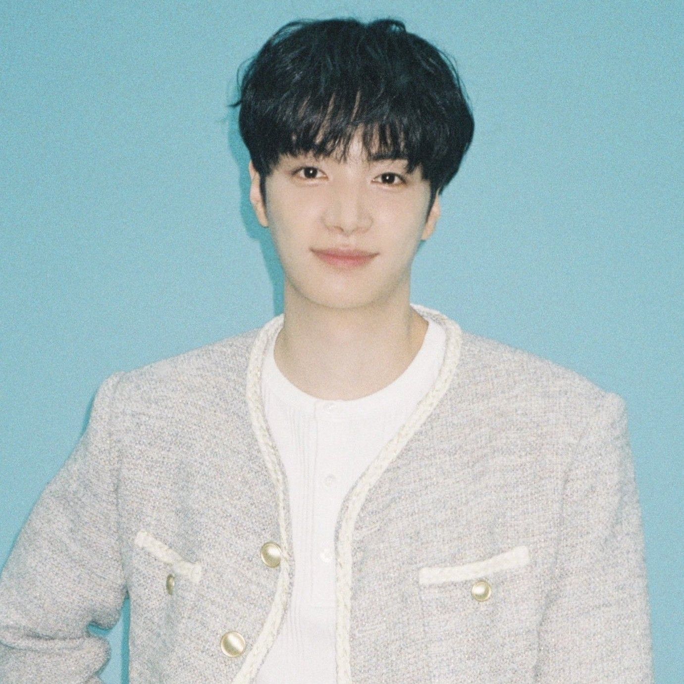 Foto aktivitas terbaru Kim Jonghyeon