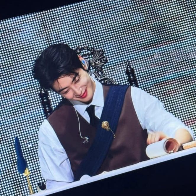 차은우 (아스트로)의 비하인드 컷