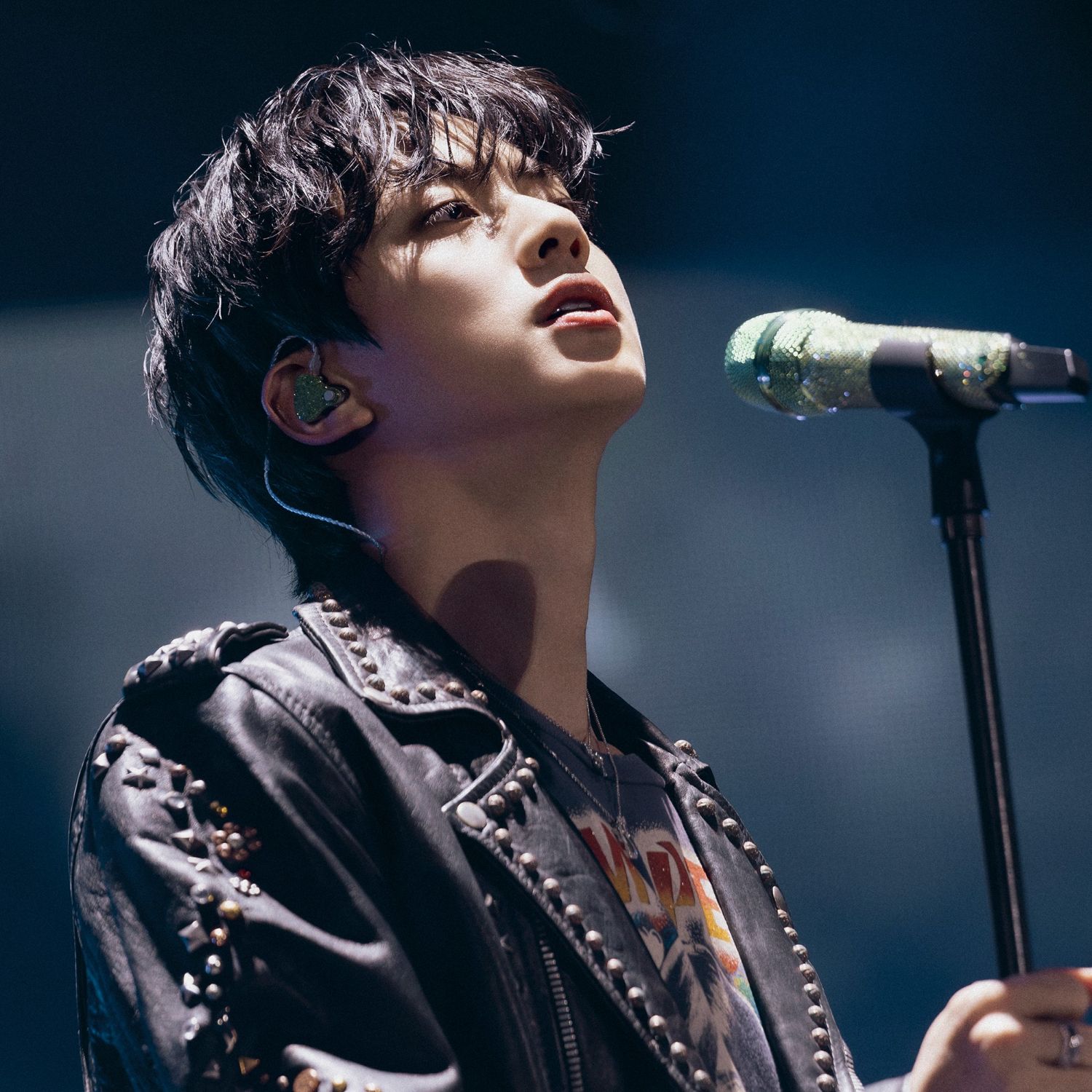 진 (방탄소년단)의 비하인드 컷