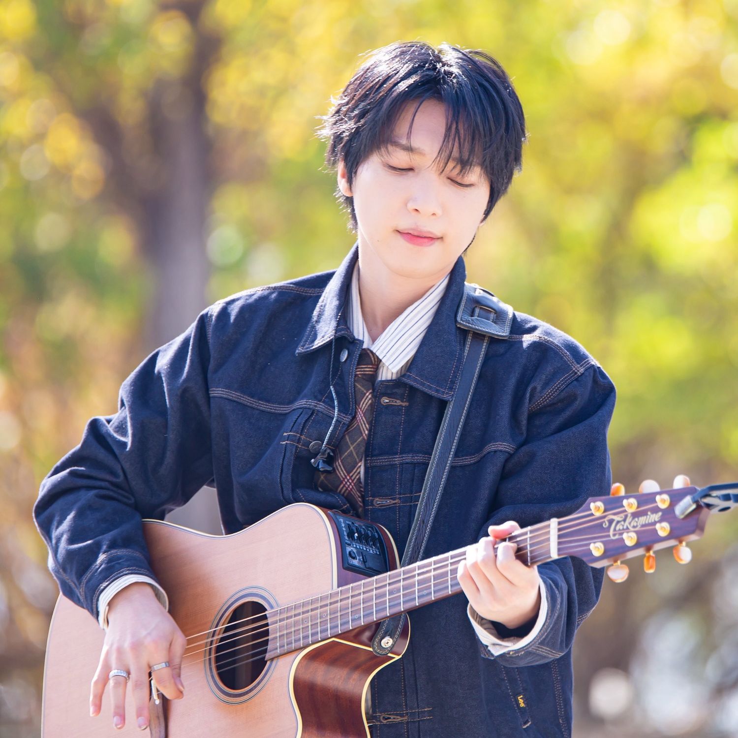 Recent activity shot of Jeong Sewoon