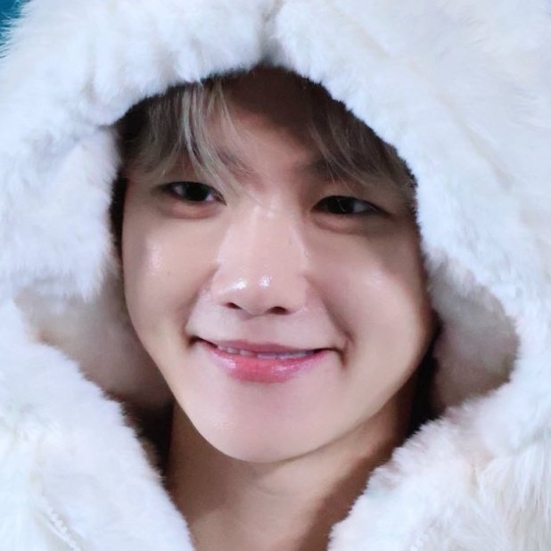 백현 (EXO) 최근 활동샷